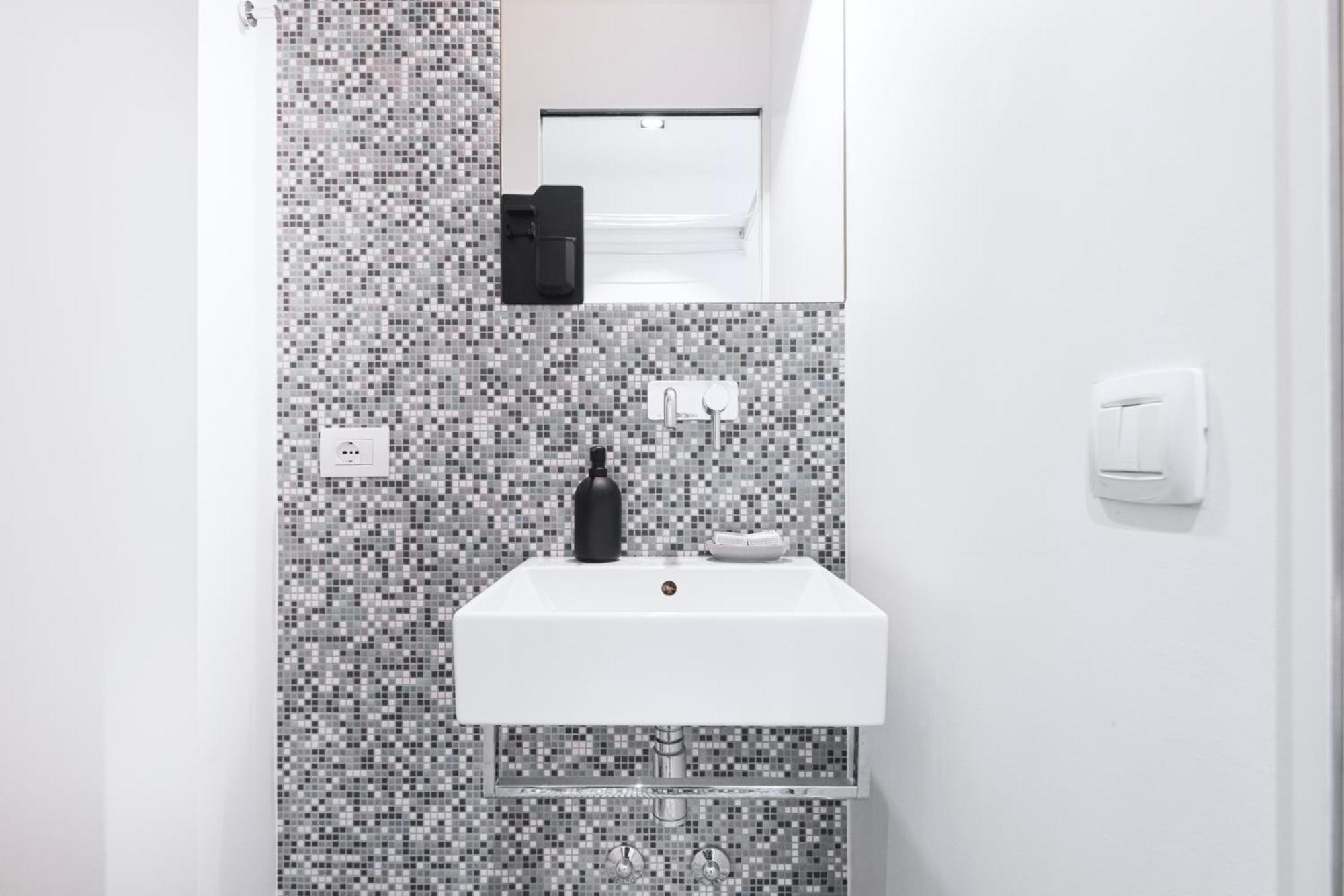 Easylife - Accogliente In Bocconi Apartamento